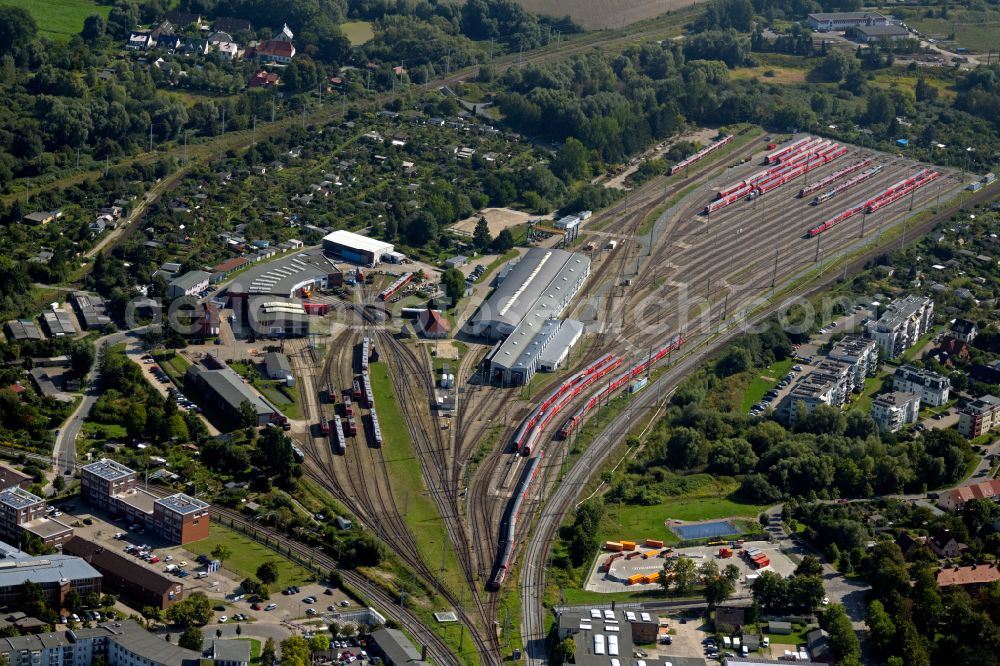 Aerial image Rostock - S-Bahn railway station and sidings of Deutschen Bahn in Rostock in the state Mecklenburg - Western Pomerania, Germany