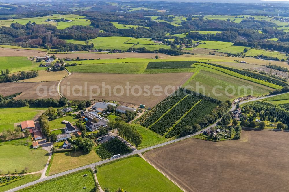 Aerial photograph Ennepetal - Homestead and farm outbuildings on the edge of agricultural fields on street Bransel in Ennepetal in the state North Rhine-Westphalia, Germany