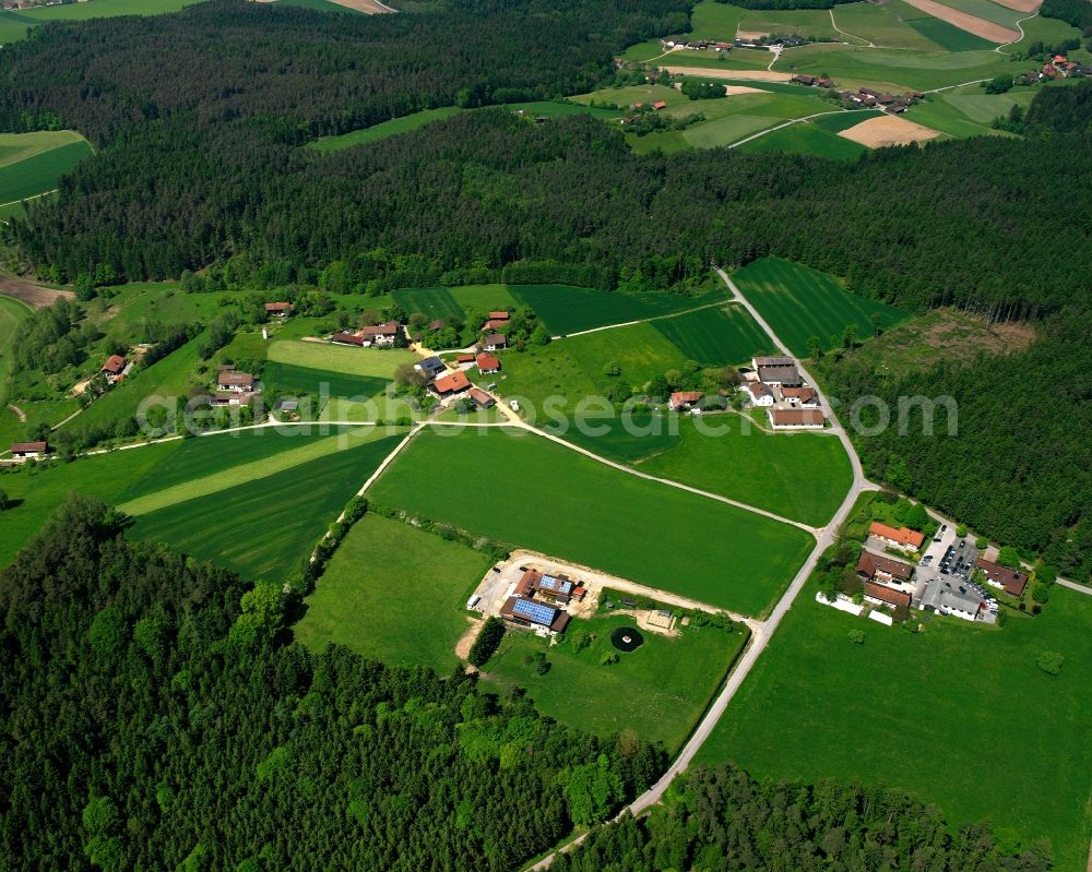 Fabach from the bird's eye view: Homestead and farm outbuildings on the edge of agricultural fields in Fabach in the state Bavaria, Germany