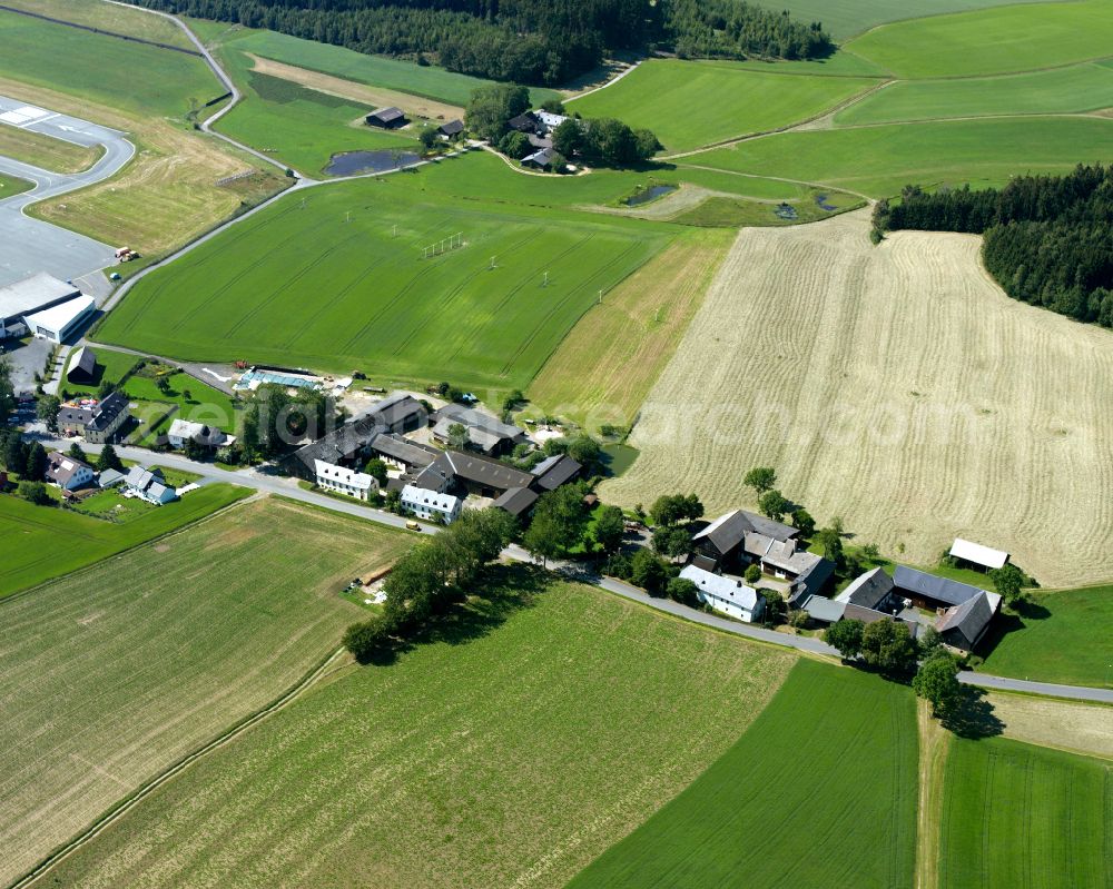 Aerial image Hof - Homestead and farm outbuildings on the edge of agricultural fields on street Pirk in the district Pirk in Hof in the state Bavaria, Germany