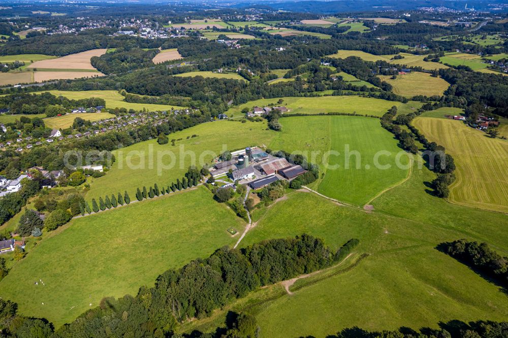 Gevelsberg from above - Homestead of a farm on Oberbroeking in the district Heck in Gevelsberg in the state North Rhine-Westphalia, Germany