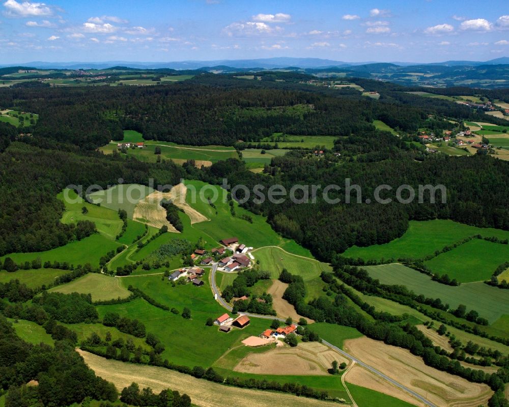 Roth from the bird's eye view: Homestead and farm outbuildings on the edge of agricultural fields in Roth in the state Bavaria, Germany