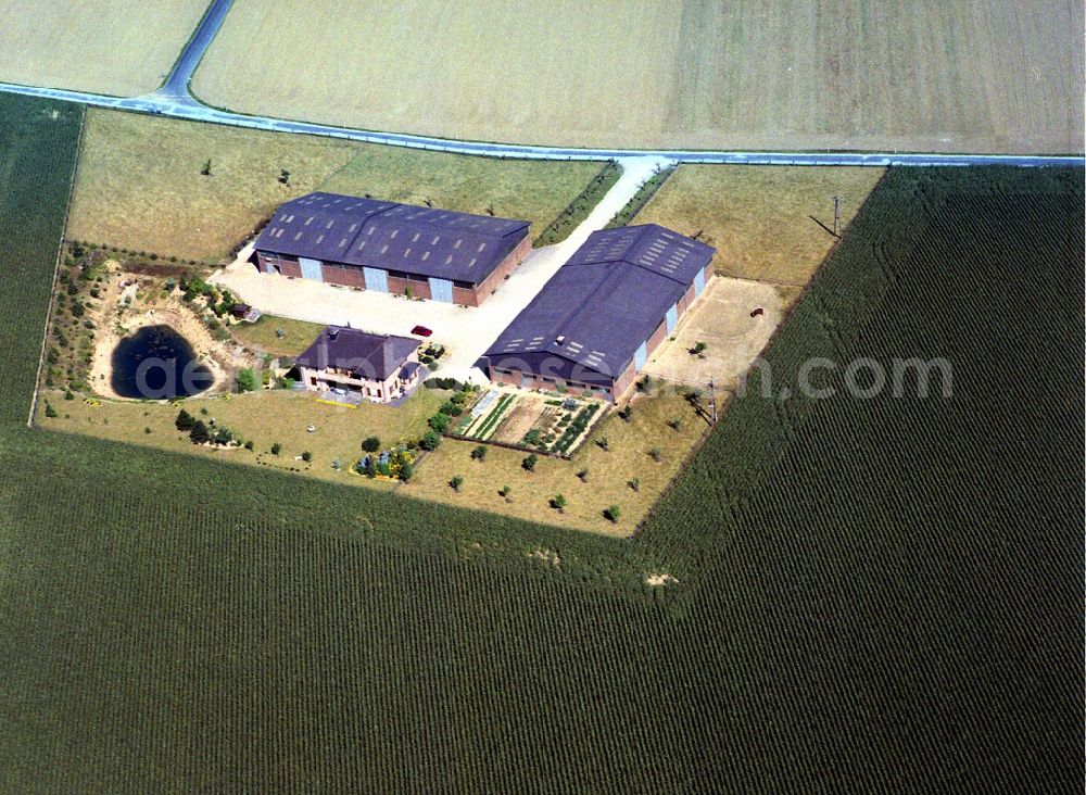 Aerial image Kamp-Lintfort - Farm on the edge of cultivated fields in Kamp-Lintfort in the state North Rhine-Westphalia