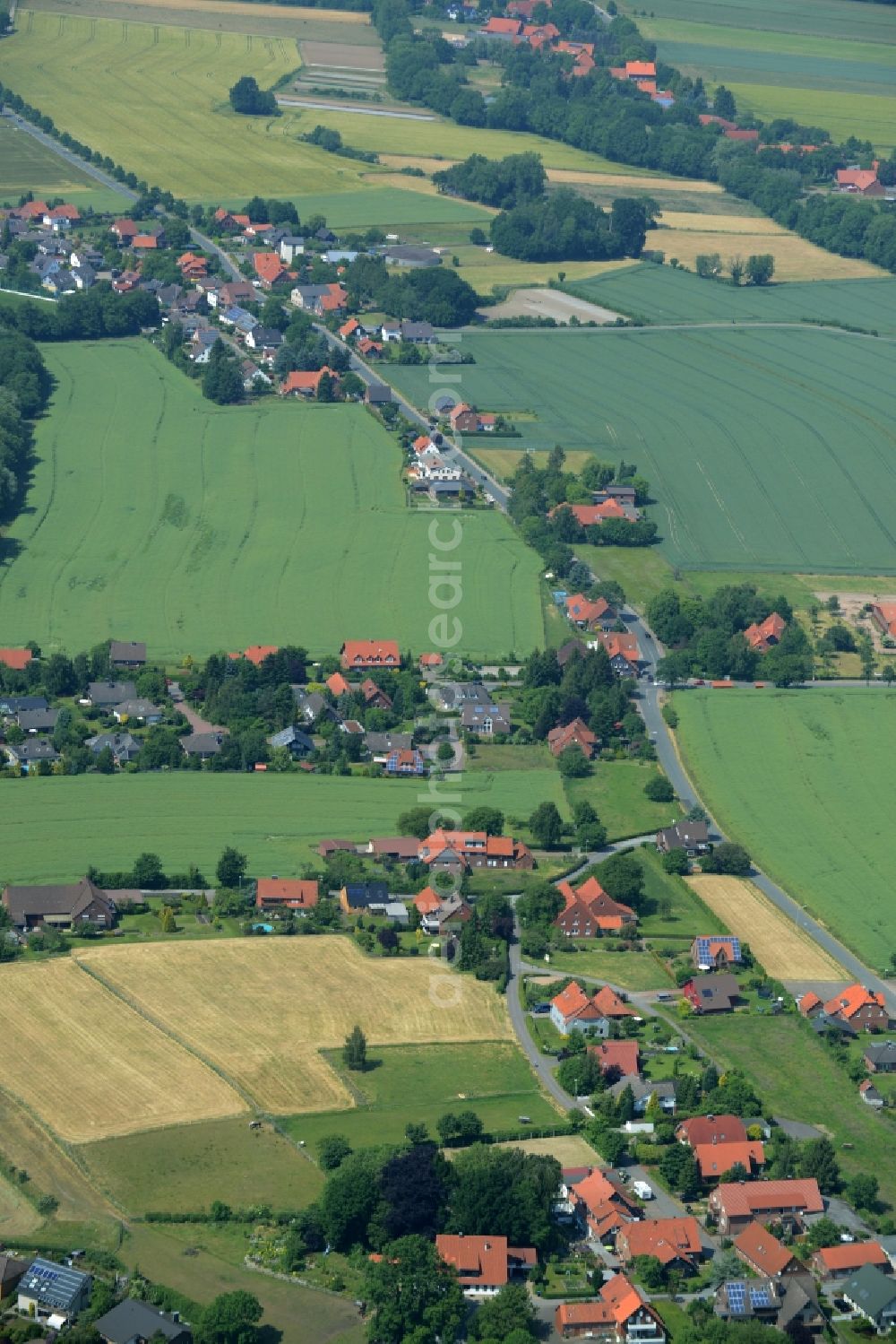 Aerial image Stadthagen - Farm on the edge of cultivated fields in Stadthagen in the state Lower Saxony