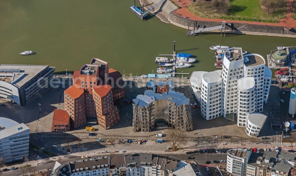 Aerial image Düsseldorf - Duesseldorf buildings of the architect Gehry. ACHTUNG! NUR ZUR REDAKTIONELLEN VERWENDUNG! ATTENTION! EDITORIAL USE ONLY!