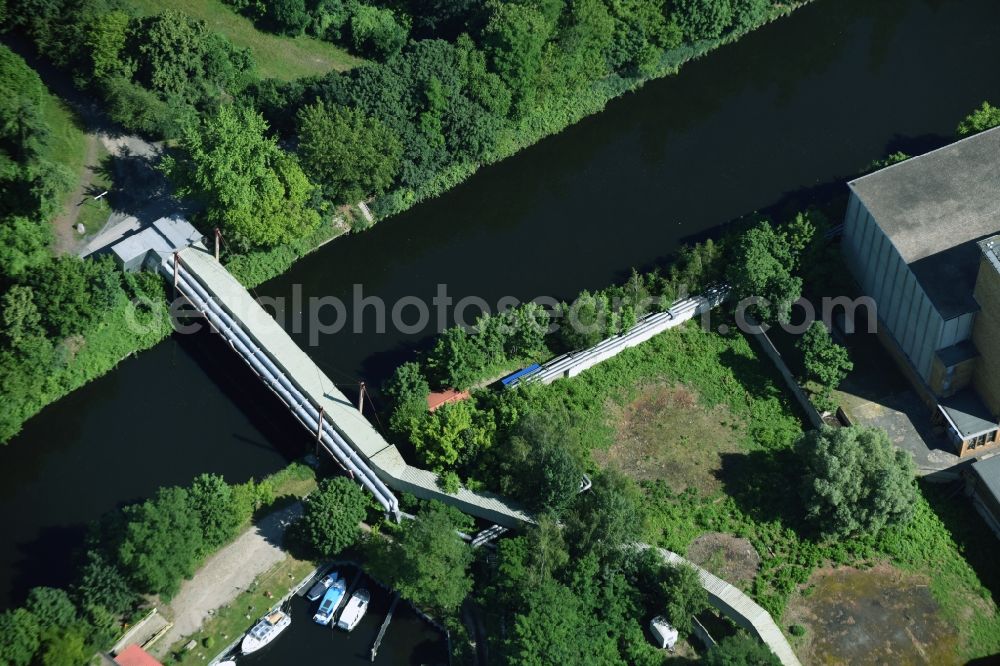 Aerial image Berlin - Site of the substation for voltage conversion and electrical power supply Steglitz an der Birkbuschstrasse in Berlin