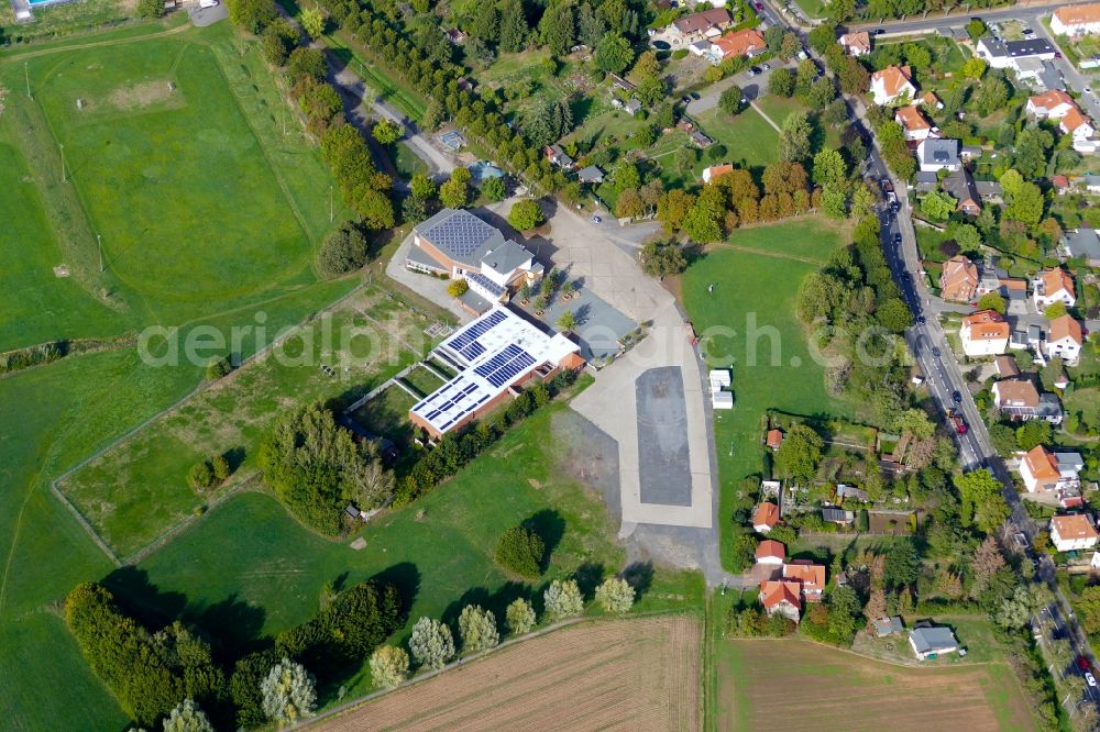 Duderstadt from the bird's eye view: Event and music-concert grounds of the Arena Ballhaus a??Zum fidelen Anreischkena?? (Eichsfeldhalle) with Schuetzenplatz in Duderstadt in the state Lower Saxony, Germany