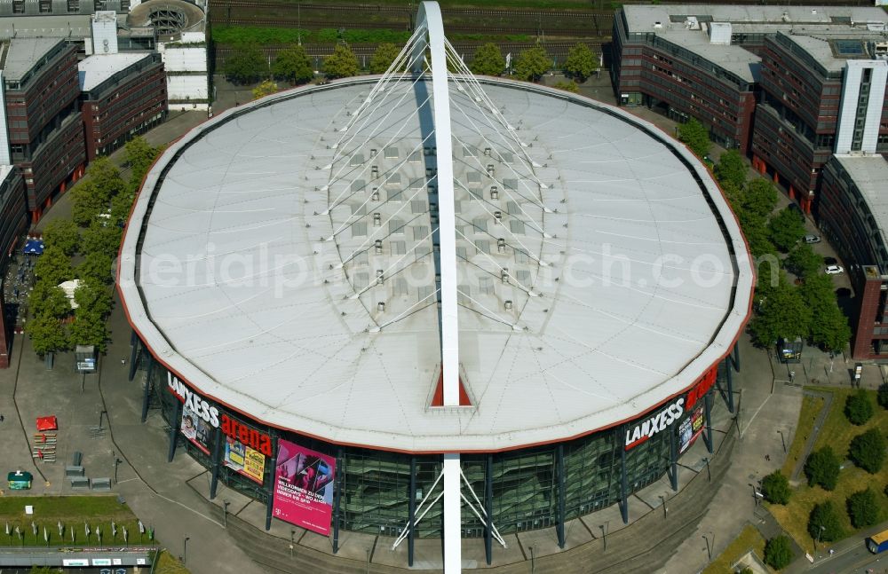 Aerial photograph Köln - Event and music-concert grounds of the Arena Lanxess Arena on Willy-Brandt-Platz in Cologne in the state North Rhine-Westphalia, Germany