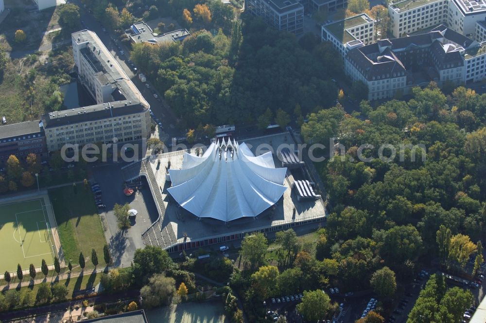 Aerial image Berlin - Event and music-concert grounds of the Arena Tempodrom on Moeckernstrasse in the district Kreuzberg in Berlin, Germany