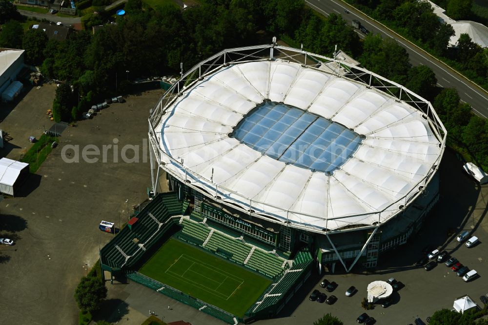 Halle (Westfalen) from above - Event and music-concert grounds of the Arena and the event location of OWL ARENA and the OWL EVENT CENTER on Roger-Federer-Allee in Halle (Westfalen) in the state North Rhine-Westphalia, Germany