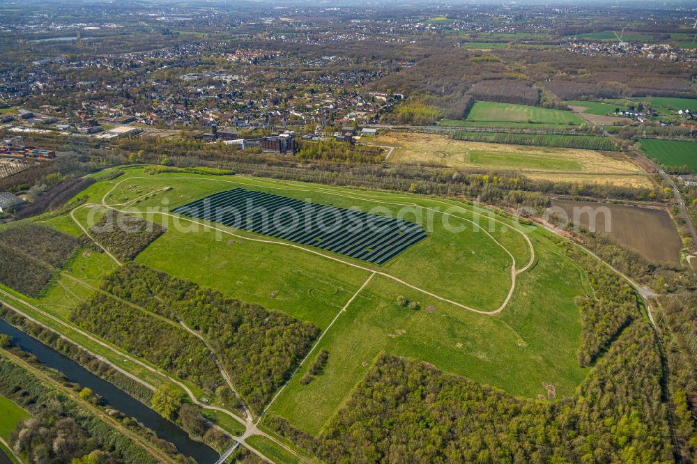 Aerial image Dortmund - Site of heaped landfill Deusenberg in the district Deusen in Dortmund at Ruhrgebiet in the state North Rhine-Westphalia, Germany