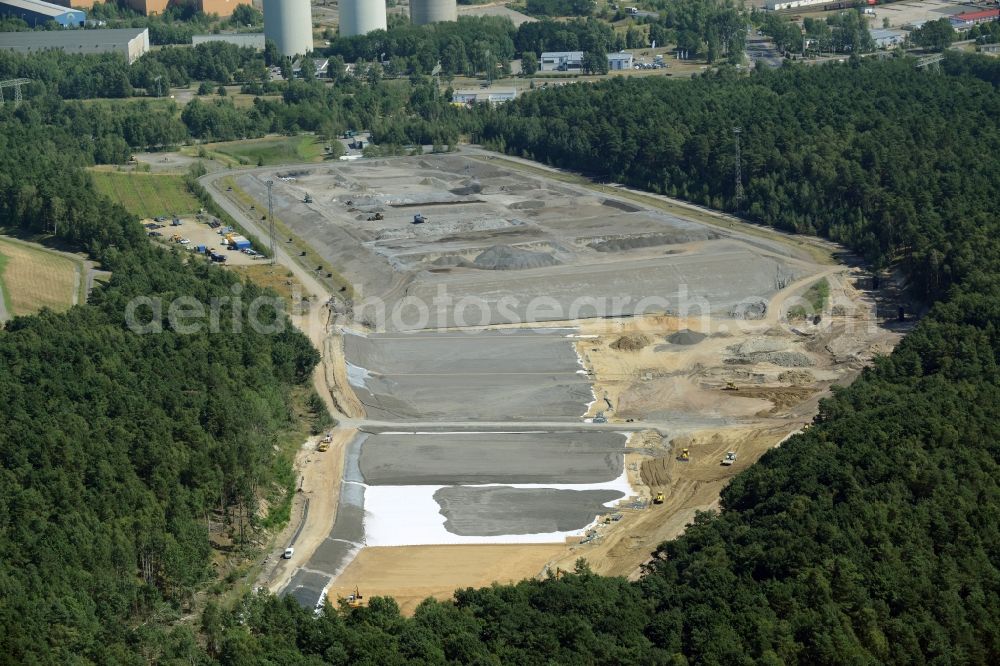 Eisenhüttenstadt from above - Site of heaped landfill in Eisenhuettenstadt in the state Brandenburg