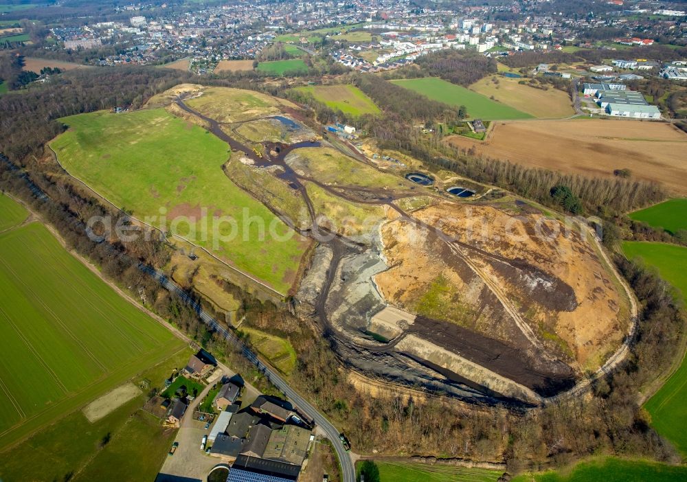 Aerial photograph Kamp-Lintfort - Site of heaped landfill Eyller Berg in Kamp-Lintfort in the state North Rhine-Westphalia