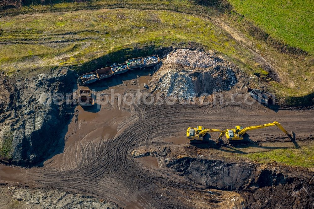 Kamp-Lintfort from the bird's eye view: Site of heaped landfill Eyller Berg in Kamp-Lintfort in the state North Rhine-Westphalia