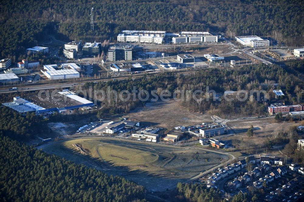 Aerial photograph Kleinmachnow - Site of heaped landfill Fahrenheitstrasse - Stolper Weg in Kleinmachnow in the state Brandenburg