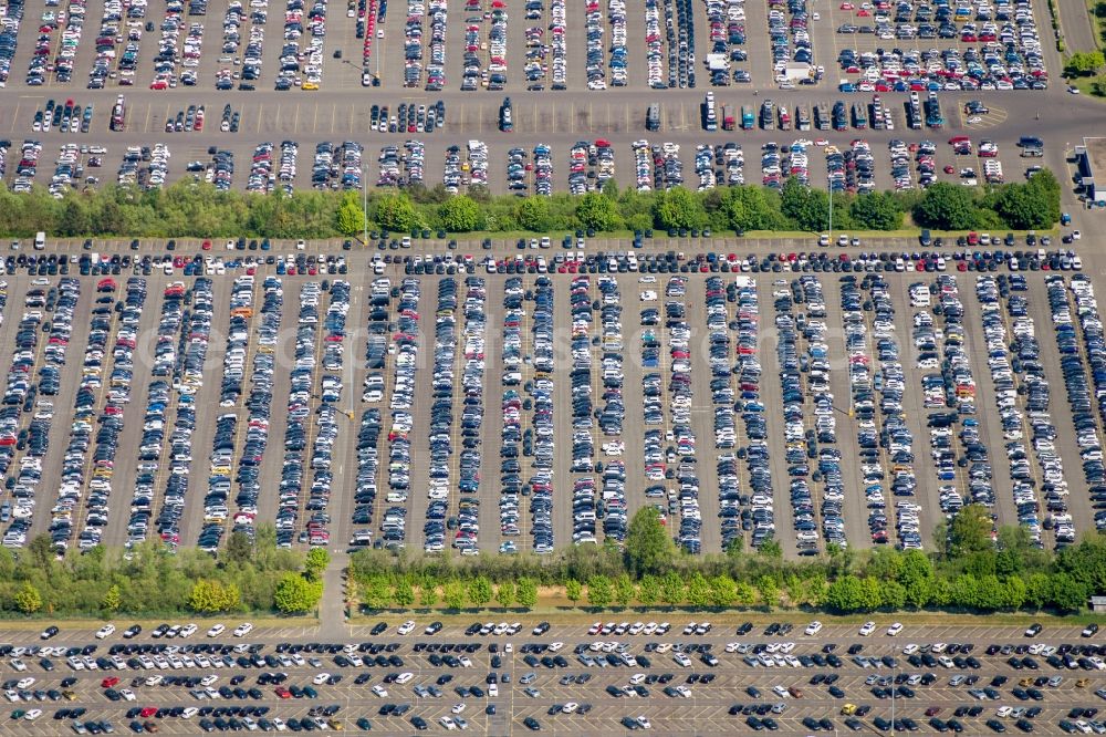 Aerial photograph Ketzin - Auto service center and transshipment Mosolf GmbH Etzin. The company in addition to logistics services, vehicle rental and sale, as well engineering, testing and equipment services