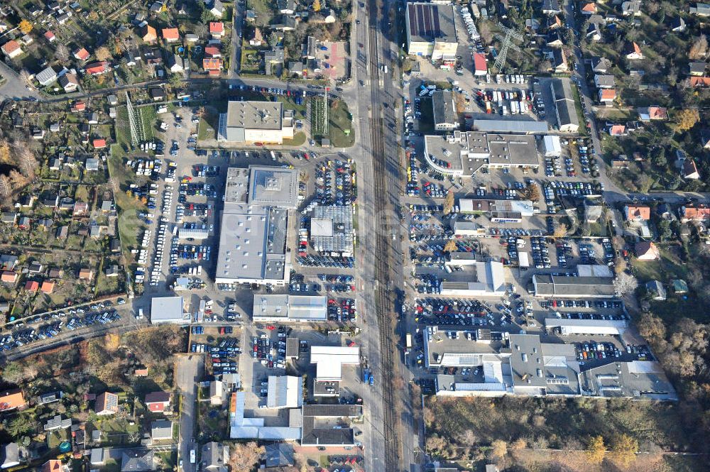 Aerial image Berlin - Blick auf das Gelände des Autohauses Möbus mit den geplanten Erweiterungsflächen an der Hansastrasse 202 in 13088 Berlin -Hohenschönhausen. Area of the car-house on the Hansa Strasse 202 13088 Berlin - Hohenschönhausen.