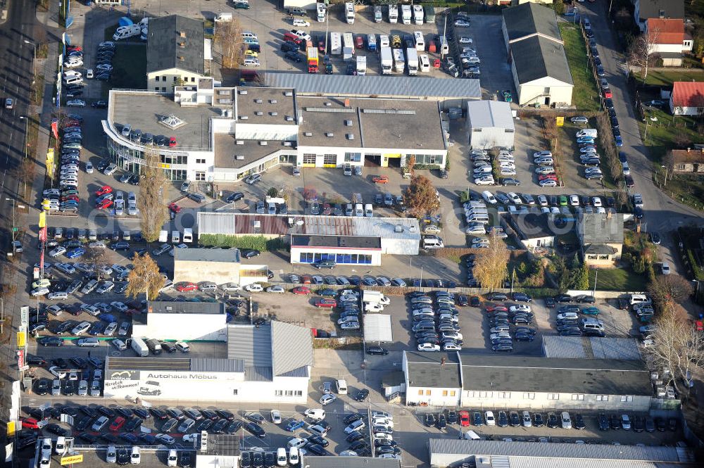 Berlin from above - Blick auf das Gelände des Autohauses Möbus mit den geplanten Erweiterungsflächen an der Hansastrasse 202 in 13088 Berlin -Hohenschönhausen. Area of the car-house on the Hansa Strasse 202 13088 Berlin - Hohenschönhausen.