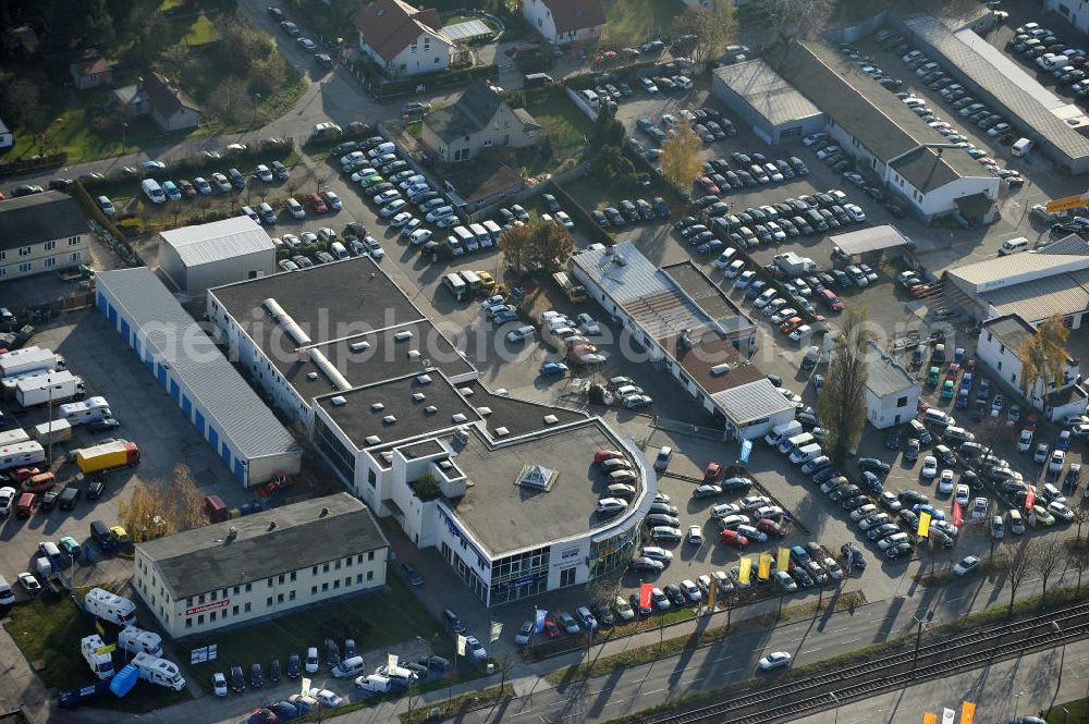 Aerial photograph Berlin - Blick auf das Gelände des Autohauses Möbus mit den geplanten Erweiterungsflächen an der Hansastrasse 202 in 13088 Berlin -Hohenschönhausen. Area of the car-house on the Hansa Strasse 202 13088 Berlin - Hohenschönhausen.