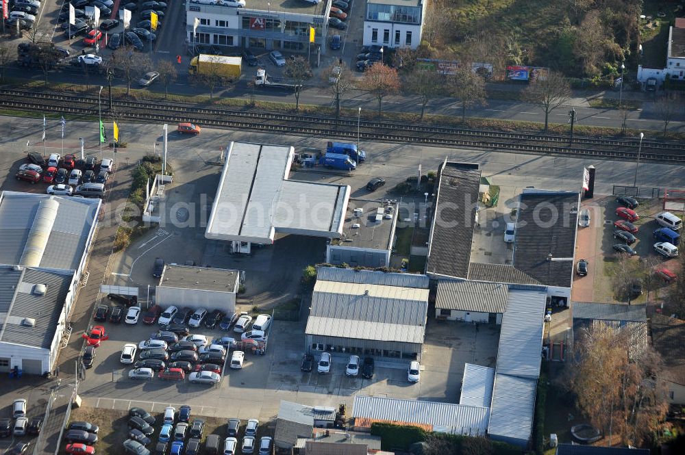 Aerial image Berlin - Blick auf das Gelände des Autohauses Möbus mit den geplanten Erweiterungsflächen an der Hansastrasse 202 in 13088 Berlin -Hohenschönhausen. Area of the car-house on the Hansa Strasse 202 13088 Berlin - Hohenschönhausen.