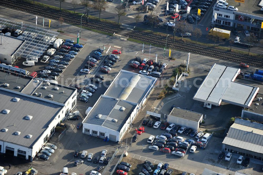 Aerial photograph Berlin - Blick auf das Gelände des Autohauses Möbus mit den geplanten Erweiterungsflächen an der Hansastrasse 202 in 13088 Berlin -Hohenschönhausen. Area of the car-house on the Hansa Strasse 202 13088 Berlin - Hohenschönhausen.