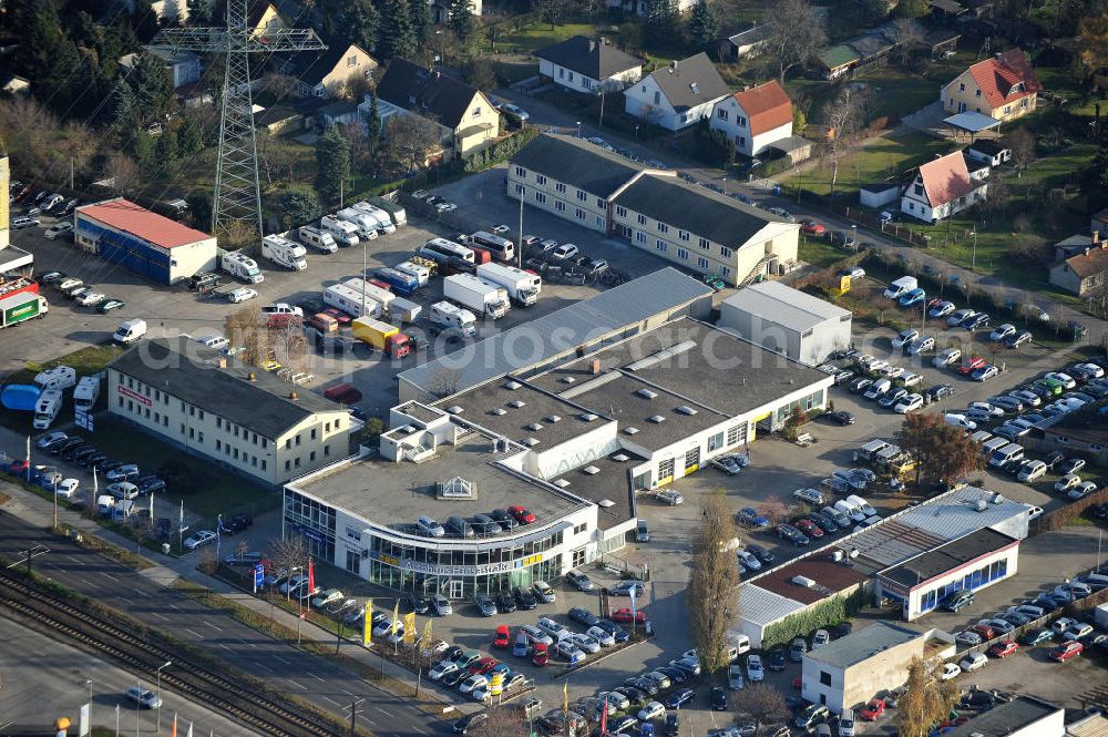 Aerial image Berlin - Blick auf das Gelände des Autohauses Möbus mit den geplanten Erweiterungsflächen an der Hansastrasse 202 in 13088 Berlin -Hohenschönhausen. Area of the car-house on the Hansa Strasse 202 13088 Berlin - Hohenschönhausen.