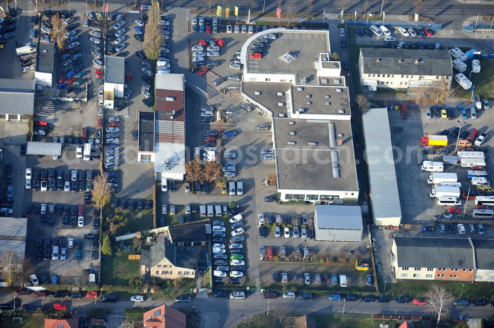 Berlin from above - Blick auf das Gelände des Autohauses Möbus mit den geplanten Erweiterungsflächen an der Hansastrasse 202 in 13088 Berlin -Hohenschönhausen. Area of the car-house on the Hansa Strasse 202 13088 Berlin - Hohenschönhausen.