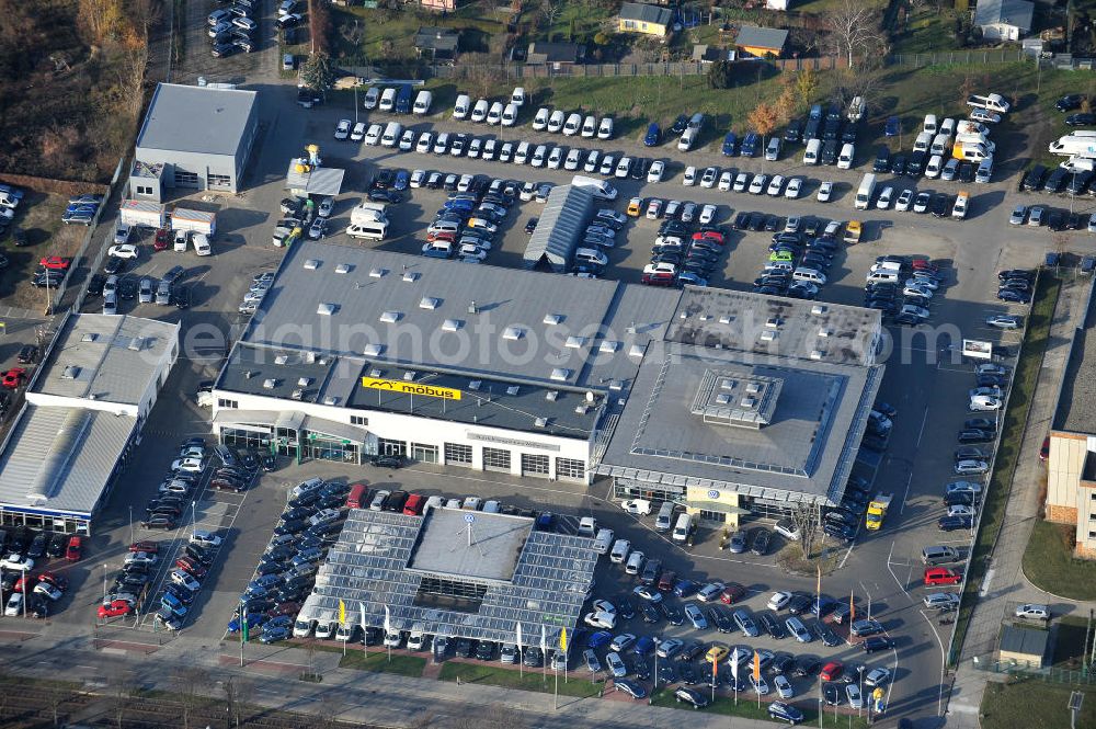 Aerial image Berlin - Blick auf das Gelände des Autohauses Möbus mit den geplanten Erweiterungsflächen an der Hansastrasse 202 in 13088 Berlin -Hohenschönhausen. Area of the car-house on the Hansa Strasse 202 13088 Berlin - Hohenschönhausen.