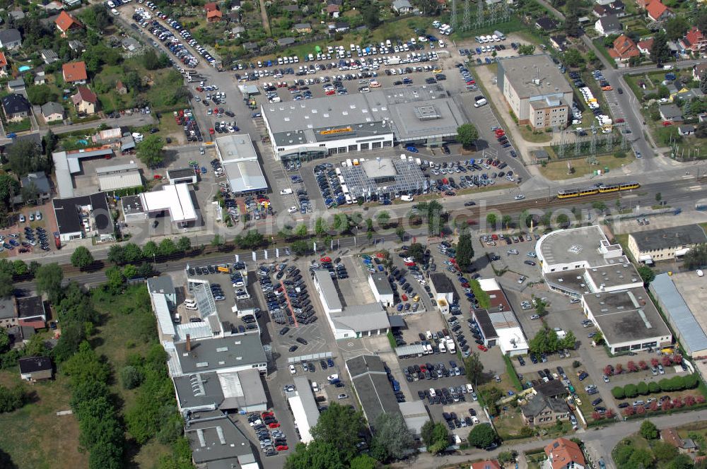 Aerial photograph Berlin - Blick auf das Gelände des Autohauses Möbus an der Hansastrasse 202 in 13088 Berlin - Hohenschönhausen.