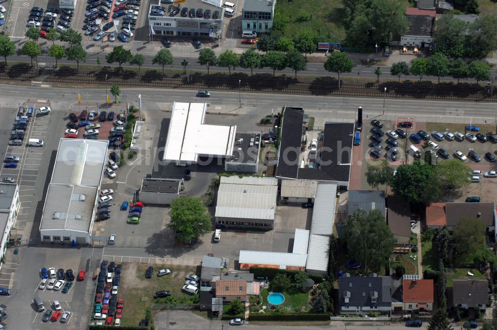 Aerial image Berlin - Blick auf das Gelände des Autohauses Möbus an der Hansastrasse 202 in 13088 Berlin - Hohenschönhausen.