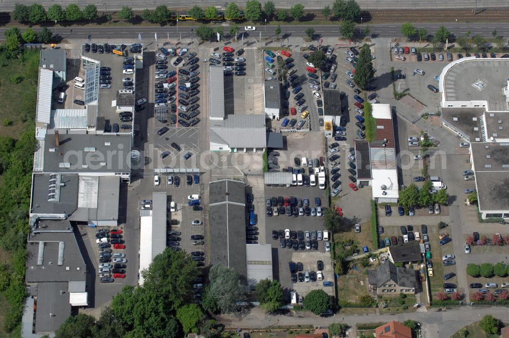 Aerial photograph Berlin - Blick auf das Gelände des Autohauses Möbus an der Hansastrasse 202 in 13088 Berlin - Hohenschönhausen.