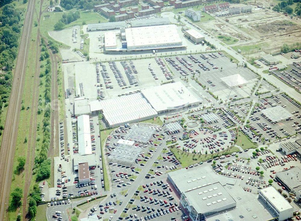 Aerial image Hoppegarten / Brandenburg - Gelände der BCA-Autoauktionen am Neuen Hönower Weg 4 in 15366 Dahlwitz-Hoppegarten / Brandenburg.