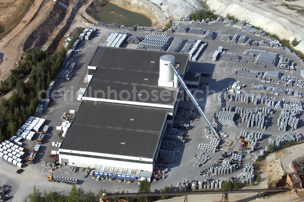 PENIG from above - Blick auf das Gelände des Betonwerk Steinbach GmbH