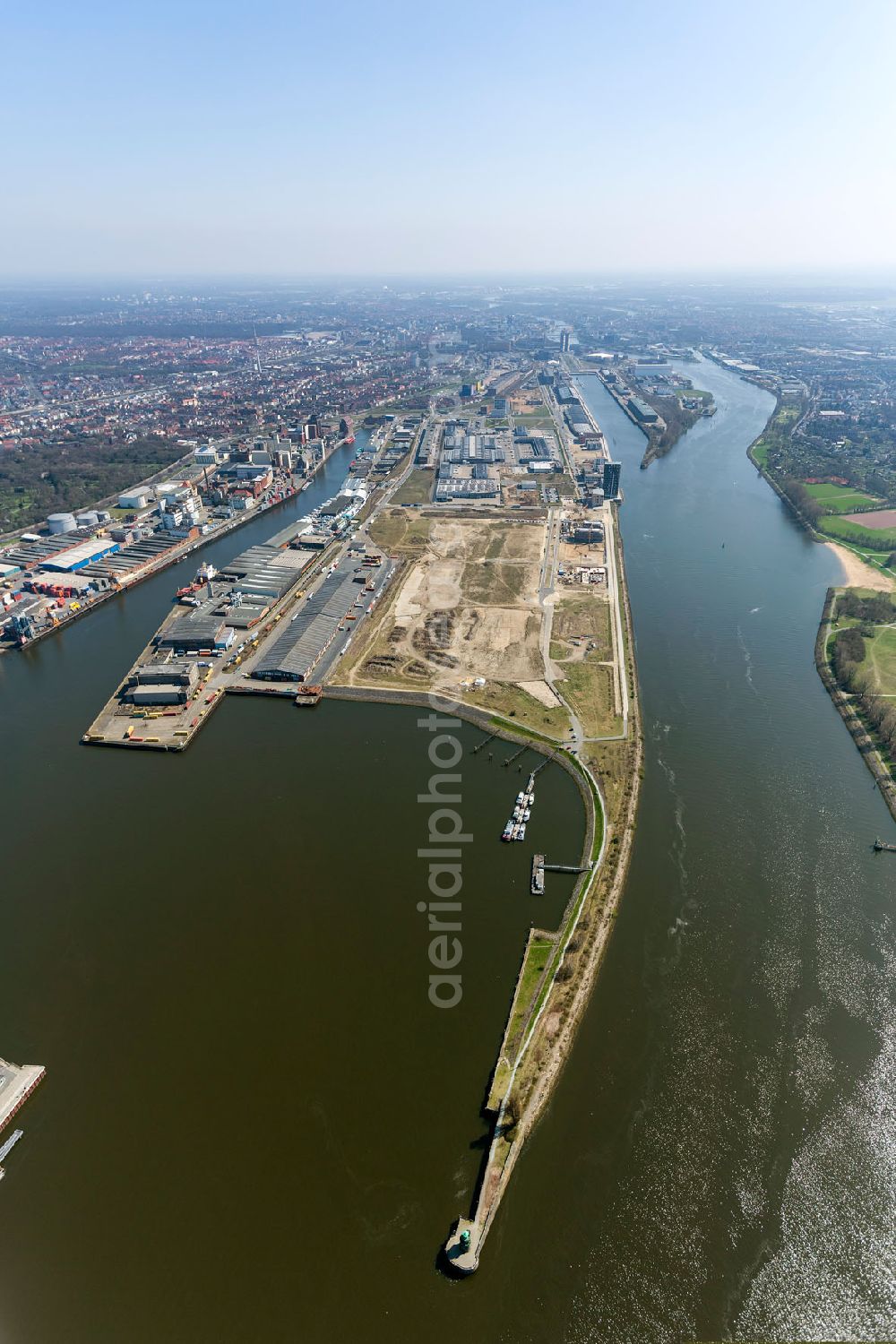 Aerial image Bremen - ite of the port of Bremen on the river Weser in Bremen