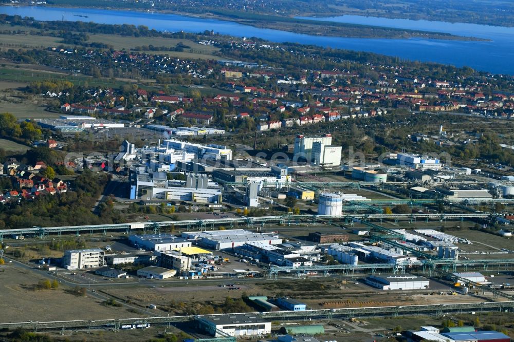 Aerial photograph Bitterfeld - Technical facilities in the industrial area on the area of Chemiepark in Bitterfeld in the state Saxony-Anhalt, Germany