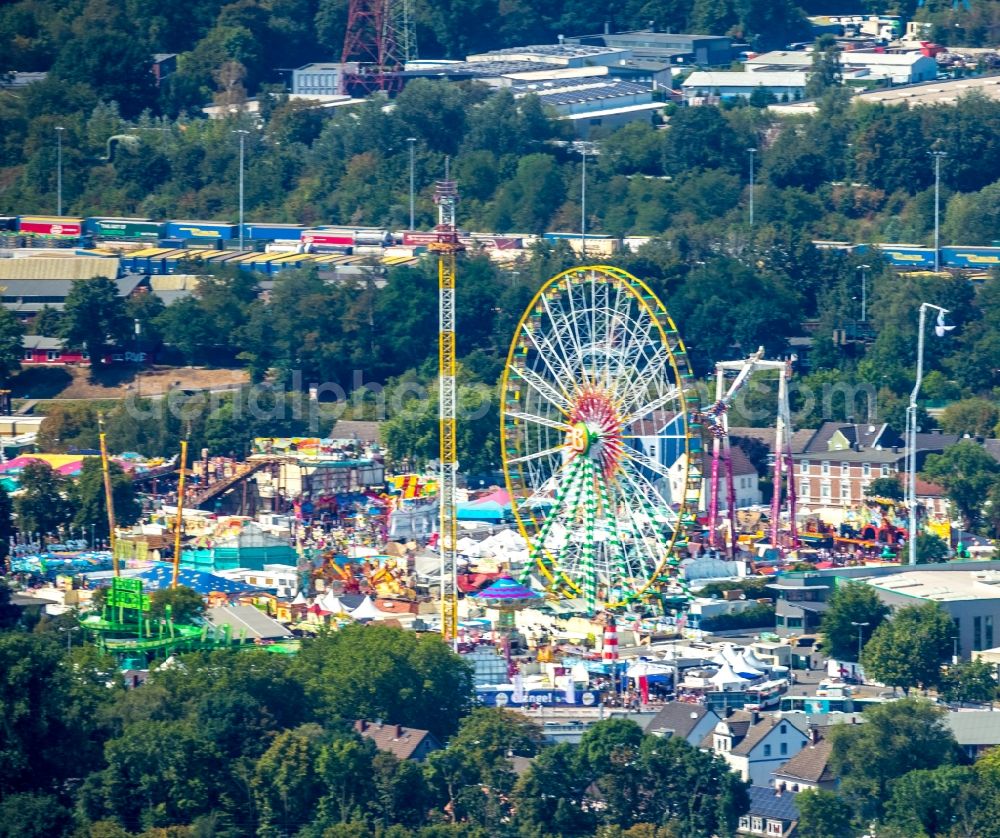 Herne from the bird's eye view: Area of the funfair Cranger Kirmes in Herne in the state North Rhine-Westphalia, Germany