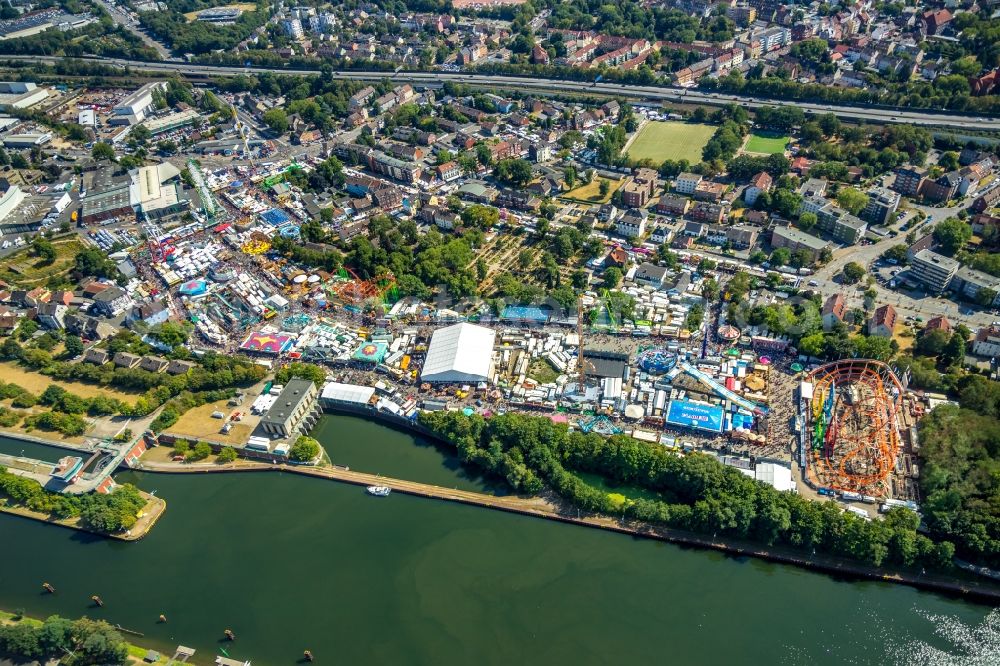 Aerial photograph Herne - Area of the funfair Cranger Kirmes in Herne in the state North Rhine-Westphalia, Germany