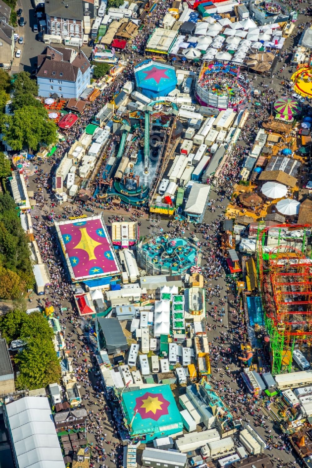 Herne from above - Area of the funfair Cranger Kirmes in Herne in the state North Rhine-Westphalia, Germany