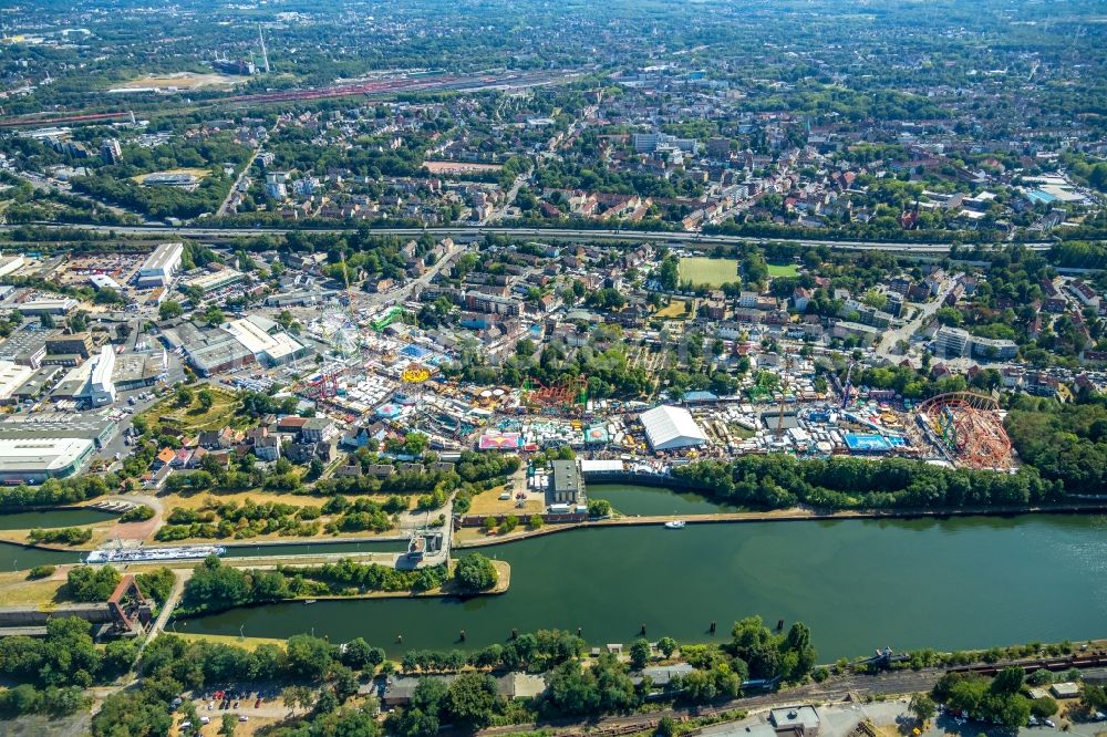 Aerial image Herne - Area of the funfair Cranger Kirmes in Herne in the state North Rhine-Westphalia, Germany