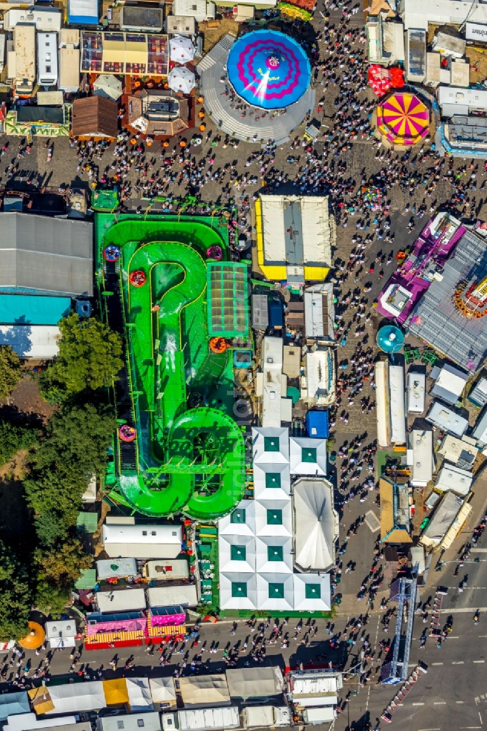 Aerial image Herne - Area of the funfair Cranger Kirmes in Herne in the state North Rhine-Westphalia, Germany