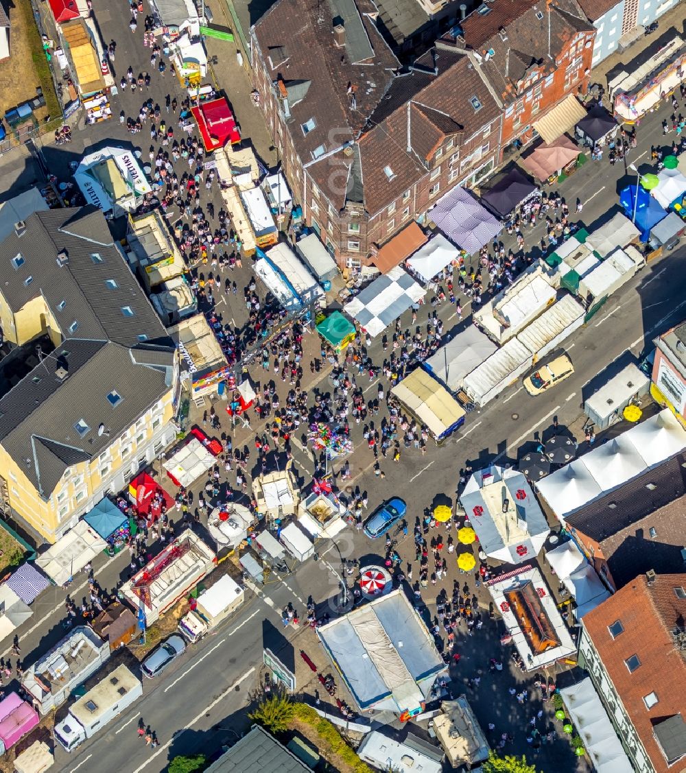 Herne from above - Area of the funfair Cranger Kirmes in Herne in the state North Rhine-Westphalia, Germany