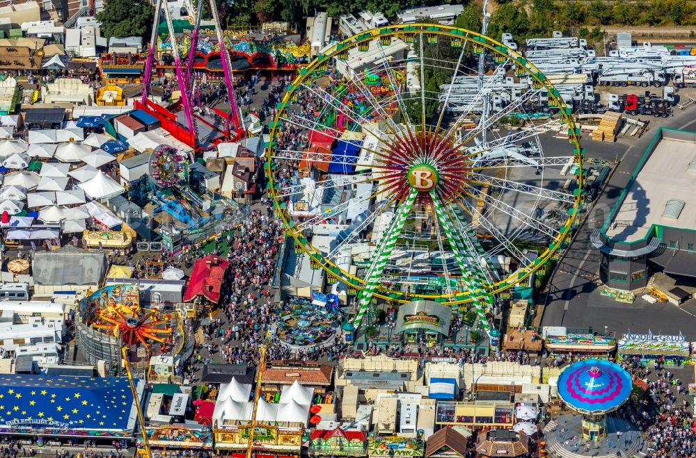 Herne from the bird's eye view: Area of the funfair Cranger Kirmes in Herne in the state North Rhine-Westphalia, Germany