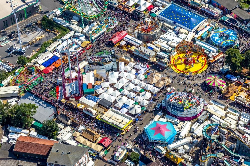 Herne from above - Area of the funfair Cranger Kirmes in Herne in the state North Rhine-Westphalia, Germany