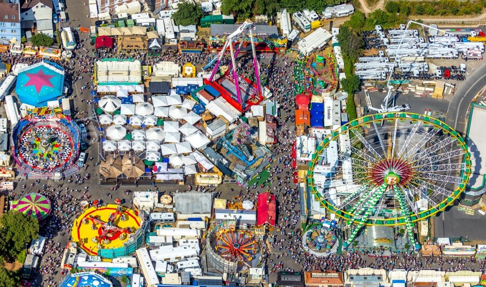 Aerial image Herne - Area of the funfair Cranger Kirmes in Herne in the state North Rhine-Westphalia, Germany