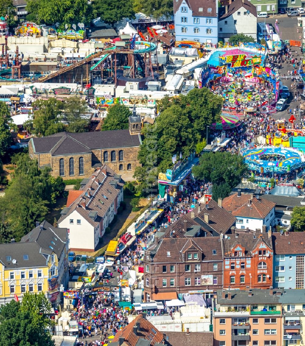 Herne from the bird's eye view: Area of the funfair Cranger Kirmes in Herne in the state North Rhine-Westphalia, Germany