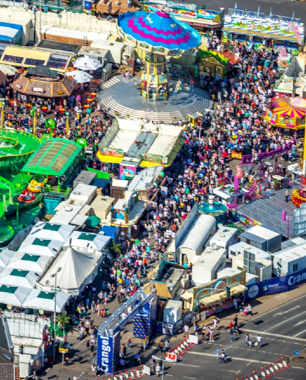 Aerial image Herne - Area of the funfair Cranger Kirmes in Herne in the state North Rhine-Westphalia, Germany