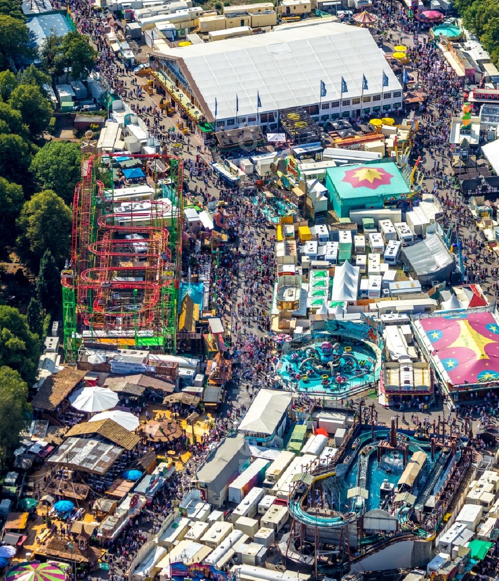 Herne from the bird's eye view: Area of the funfair Cranger Kirmes in Herne in the state North Rhine-Westphalia, Germany