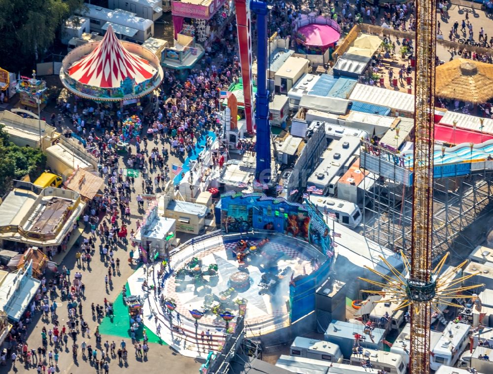 Herne from the bird's eye view: Area of the funfair Cranger Kirmes in Herne in the state North Rhine-Westphalia, Germany