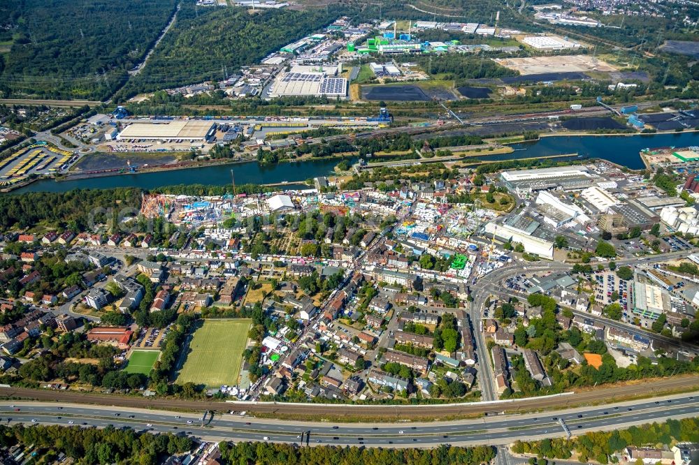 Aerial photograph Herne - Area of the funfair Cranger Kirmes in Herne in the state North Rhine-Westphalia, Germany