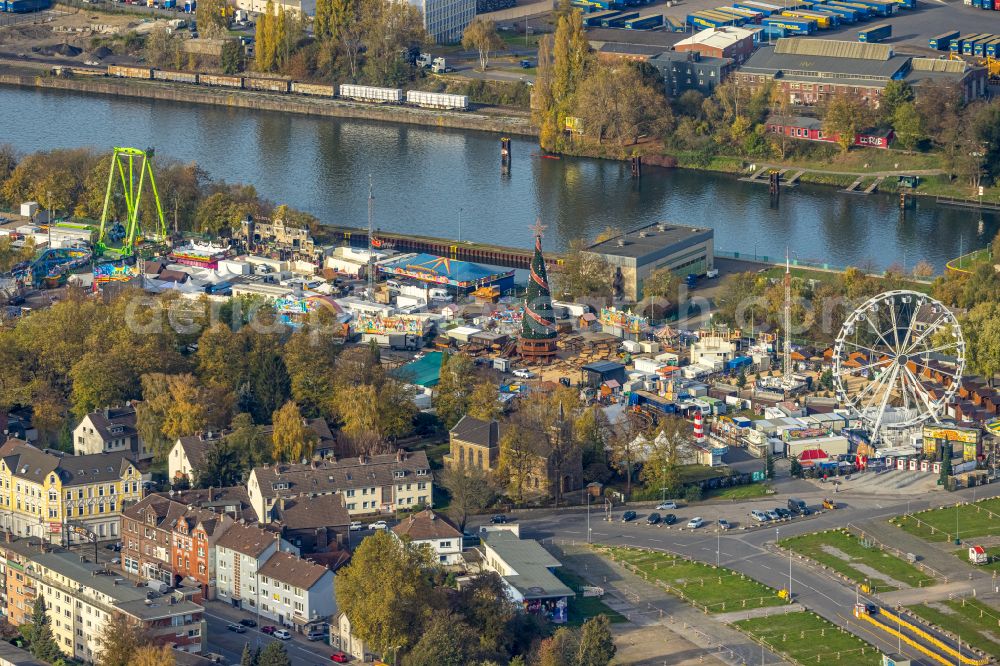 Herne from the bird's eye view: area of the funfair Cranger Kirmes in Herne in the state North Rhine-Westphalia, Germany